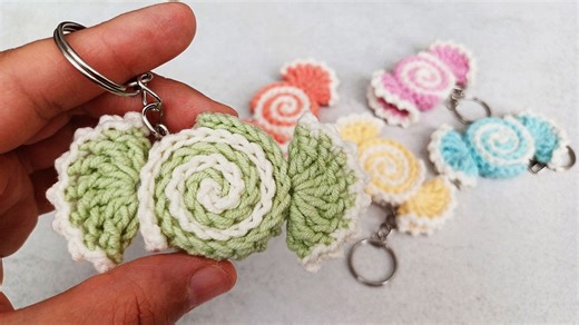 Crochet Pastel Keychains | Easy & Cute DIY Gift Idea for Beginners