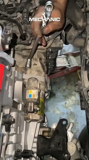 ⚙️ start engine 🔩 #mechanic #automobile #diy #usa #shorts #video