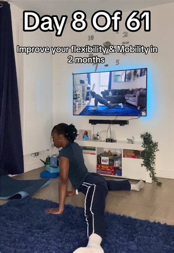 Ready for structured flexibility training and to finally see real progress? Start the program today, accessible worldwide. Link in bio! Most people stretch randomly and wonder why nothing changes. Flexibility doesn’t come from passive stretching alone. It comes from building strength through your range, correct alignment. That’s exactly what the 61 Day Flexibility Challenge teaches. ✔ Step-by-step program ✔ Strength-based mobility training ✔ Full body flexibility progress If you’ve been stuck fo