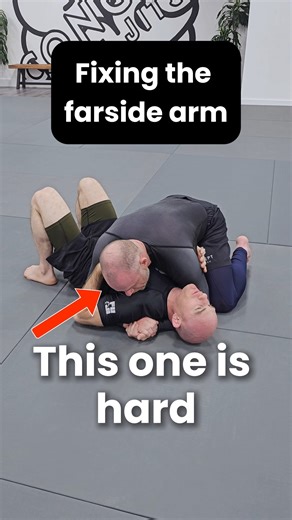 🧩 Bottom Side Control: Secure the Farside Hand Frame! 🧩 Professor Brian breaks down how to get your farside hand to your opponent's top shoulder in bottom side control—tough against heavy pressure, but these choppy bridges make it happen: 1️⃣ Position the Hand – Place your farside hand near your opponent's head to start. 2️⃣ Short Choppy Bridges – Create small gaps by doing quick, explosive bridges. 3️⃣ Inch Across Chest – Use those gaps to gradually slide your hand across your upper chest. 4️