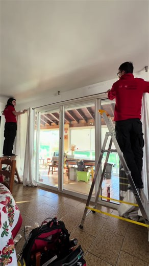 Suite à des difficultés de manœuvre sur un volet de 4m de large, nous avons procédé à sa motorisation.⚙️ Résultat : une utilisation simple, fluide et sans effort grâce à un bouton de commande. ✅ Moteur de la marque @nicegroup #storehorizon #voletsroulants #motorisation #nice #interventionrapide