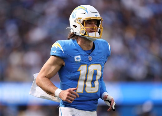 NFL DFS Lineup: Week 9 Chargers-Jets top picks for DraftKings and FanDuel on MNF ft. Justin Herbert