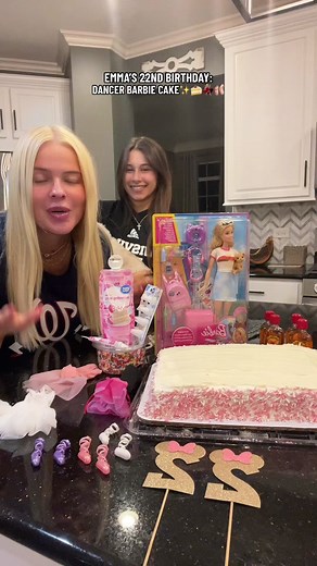 the most PERFECT cake for emma😭👏🏼 BARBIE SLAY #birthdaycake #disney #birthday #barbiecake #fyp #disneycake #customcake #barbies #dancer #dance #ballerina #bday #birthdaycake #disneytiktok #caketok #baking