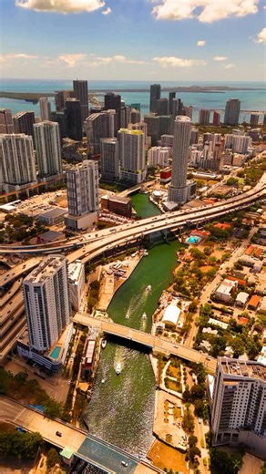 Did you know that the Miami River is considered one of the shortest working rivers in the U.S.? But to us it is more than just a waterway, it's the connector of our diverse neighborhoods and a vein that allows the Everglades to flow into the Biscayne Bay 🌊🛥️ #FindYourMiami (via IG/skyview.shot) | Visit Miami