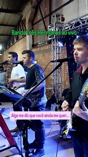 Sucesso da Banda San Marino Algo me diz! Banda Três Hermanos ao vivo na festa da Comunidade Nossa Senhora Aparecida em Giruá! 12/10/25! #bandatreshermanos #bandasdosul #musica #showaovivo #festa #sanmarino | Banda Três Hermanos