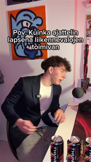 Mainos @thunderenergy Onks tää totta?😂 Uusi vadelman ja sitruunan makuinen Thunder Raspberry Twist S-kaupoissa 10.3. #tiktoksuomi #huumori #liikenne