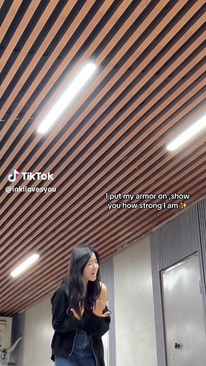 Sia? #unstoppable #sia #cover #coversong #fypシ #fyp #voiceeffects #vocaleffects #viral #covers