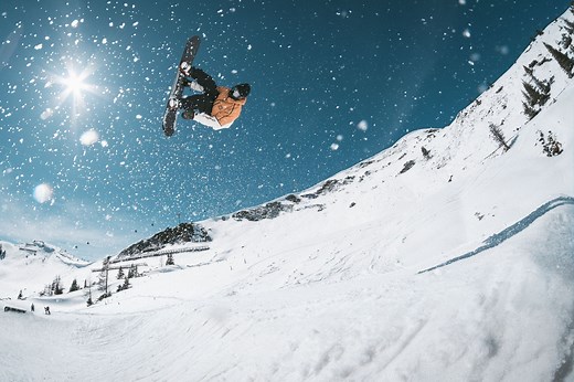 Best All-Mountain Snowboards Of The Year