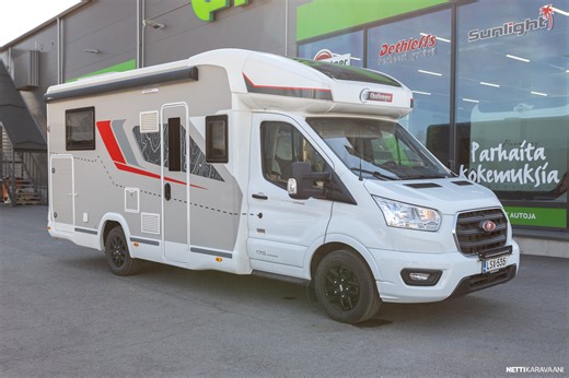 Challenger 328 Graphite Ultimate, Ford 2.0 EcoBlue 170hv ** DIESEL-KESKUSLÄMMITYS, SAAREKEVUODE, AURINKOPANEELI ** Tässä on huippusiisti ja vähän ajettu matkak 2024 - Matkailuauto - Puoli-integroitu - Nettikaravaani