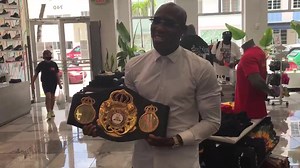 41K views · 832 reactions | The CHAMP 磊 Yordenis Ugas sees his WBA championship belt for the first time following his victory over Manny Pacquiao last month. #PacquiaoUgas | Premier Boxing Champions | Facebook