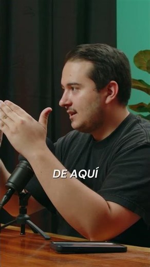 Light can make you look good… or really bad 💡📸 #fyp #foryou #photography #lighting #creators