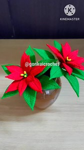 18K views · 263 reactions |  Crochet Mini Poinsettia  Christmas Flower Free pattern Tutorial on YouTube Gonkui Crochet step by step #fbreels #reels #crochet #crochetflower #gonkuicrochet | Gonkui Crochet & Chapa crochet craft | Facebook