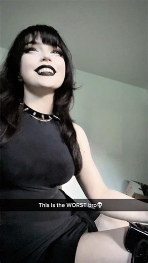 What would you do? #goth #gothgirl #funny #humor #comedy #jokes