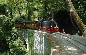 Greece's Most Scenic Train Trips - GreekReporter.com
