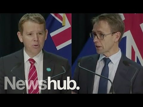 Live: How many COVID-19 NZ cases today? Chris Hipkins, Dr Ashley Bloomfield give update | Newshub