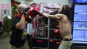 296K views · 7.6K reactions | SOMEONE CHALLENGED ME BACKSTAGE TO SEE IF I HAD WHAT IT TAKES... Sylvester Stallone ROCKY VS. THE DEMON OF SCREAMIN’... WHAT DO YOU THINK??? | Steven Tyler | Facebook