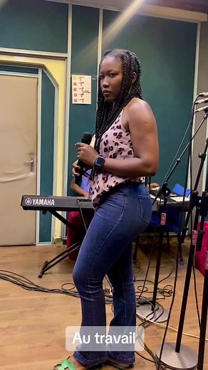 Chanson sur le courage au travail | C'est Dieu qui donne