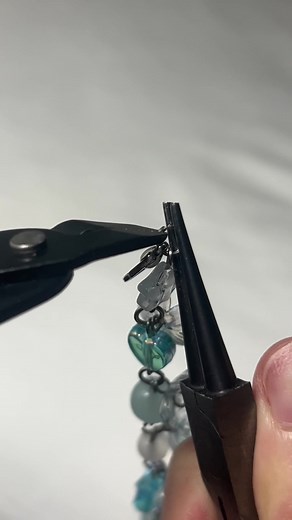 Handmade Cluster Bracelet Tutorial on Depop