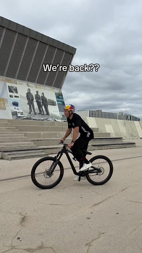 Godziek Brothers Return to Barcelona for MTB Adventure