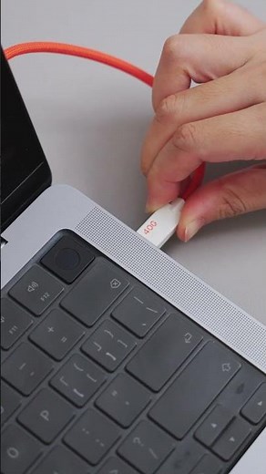 The 240W Magnetic USB 4 Type C Cable That Does EVERYTHING! 🔥 #smartphone