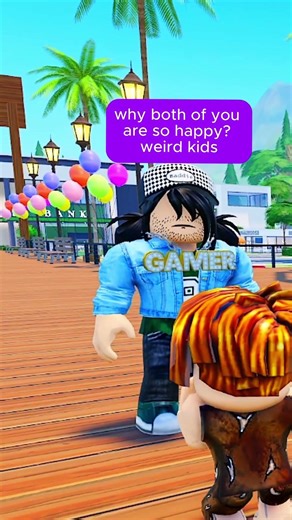 BACON FRIEND GETS REVENGE! 😱 GRANDPA SAVES THE DAY IN ROBLOX