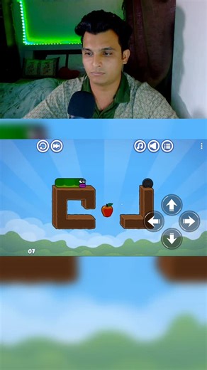 Viczu on Instagram: "Apple Worm Level 7"