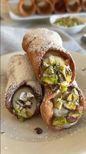 Authentic Cannoli Sicilian Recipe #italiandessert