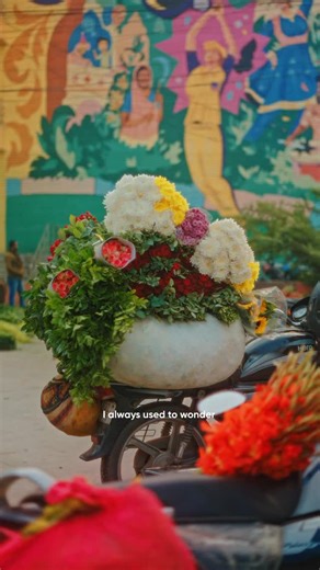 Maroof Umar on Instagram: "As many of you know, I have always been a curious child. From the very beginning, I carried too many questions in my mind. Some stayed with me longer than others. There was one question that always returned whenever I attended a wedding, a party or any celebration. Where do these flowers come from? What is their journey? How many hands do they pass through before becoming a part of joy? So I decided to follow that journey. From early morning plucking to the flower mark