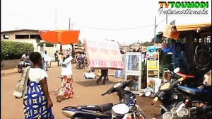 213K views · 1.5K reactions | #URGENT #TOUMODI INCENDIE D'UN CAR TCF À LA GARE Un car de la compagnie TCF a brûlé ce mardi 8 février 2022 à midi à Toumodi. Le reportage de TvToumodi avec Arnaud KOFFI et Léon KOKO PS: mille excuses pour les fautes de langue dans cet récit. | TV Toumodi | Facebook