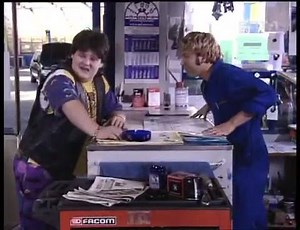 1.1M views · 11K reactions | 7,10ner Deckel  | Schwarzer Humor - Das Original. | Facebook