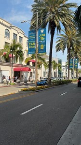 The Ferrari F8 Tributo stands as a testament to Italian engineering prowess, blending striking aesthetics with formidable performance. Powered by a 3.9-liter twin-turbocharged V8 engine, it delivers an impressive 710 horsepower, propelling the car from 0 to 60 mph in just 2.9 seconds, with a top speed of 211 mph . An intriguing feature is its louvered Lexan engine cover, a design element inspired by the iconic Ferrari F40, allowing a glimpse of the powerhouse beneath while enhancing aerodynamics