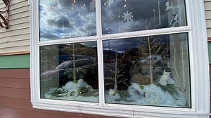 Annual window decoration contest begins in downtown Missoula