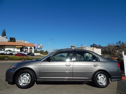 2004 Honda Civic Hybrid 5 speed MANUAL video overview/walk around review
