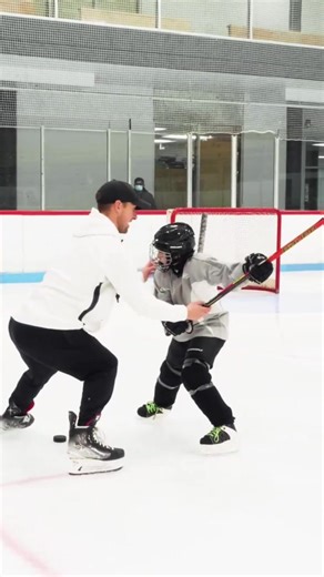 Perfecting Your Slap Shot Technique. I'm hosting a camp in Barrie, Ontario on October 11th! The Barrie Camp 1 will help you bring your game-play performance to it’s next level. Develop your overall skating, puck handling and deking skills. Hour 1: Power Skating. Hour 2: Puck Handling. Please feel free to invite any of your hockey friends or teammates to join you. Sign up and see full details at iTrainHockey.com 🏒