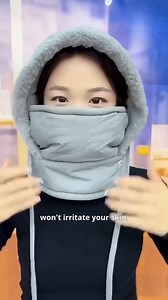 ❄️🧣 এই শীতে ঠাণ্ডা যতই বাড়ুক—আপনি থাকবেন পুরোপুরি গরম আর সেফ! পুরো মাথা, কান, গলা আর মুখ—সবকিছুকে একসাথে গরম রাখার জন্য নিয়ে নিন আমাদের Thick Plush-Lined Winter Hood Hat with Face Mask 🔥 এই হুড হ্যাটটি বিশেষভাবে তৈরি করা হয়েছে যাতে— ✔ নাক–মুখে ঠাণ্ডা বাতাস ঢুকতে না পারে ✔ ডাবল-লেয়ার থিক ম্যাটেরিয়াল আপনাকে রাখে দীর্ঘসময় গরম ✔ নরম প্লাশ লাইনিং পরলেই আরাম আর আরাম ✔ ড্রস্ট্রিং ডিজাইন ঠাণ্ডা আটকায় ১০০% ✔ বাইকিং, ট্রাভেল, বরফ, ভোরবেলা—সব জায়গায় পারফেক্ট ❄️ এখন বাইরে শীত যতই পড়ুক—আপনার উষ্ণতা থাকবে