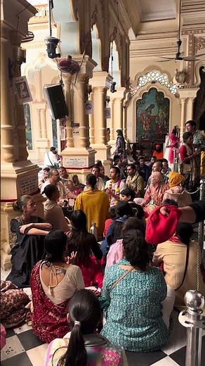 Hare Krishna Hare Krishna #krishna #iskon #vrindavan #vrindavandham #radheradhe #vlog #travel #india