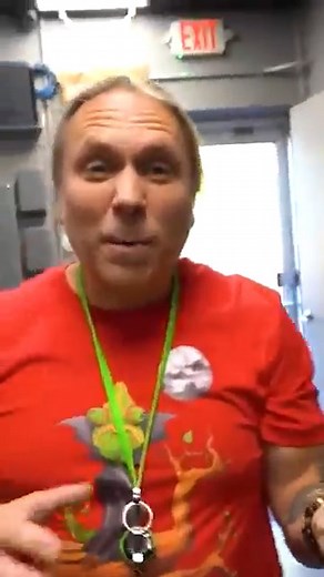 32K views · 537 reactions | Snapping Turtle Almost Biting His Foot #reelsviral #reelsvideo #reels #zooanimals #reptiles | Brian Barczyk | Facebook