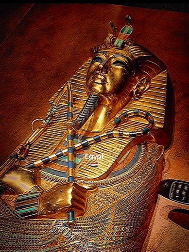 EGYPT 🖤🗿 𓂀 ☥ 𓆣 Horus 𓅓 • Anubis 𓆗 Pyramids 𓉐 • Gods 𓁛 • Mysteries 𓊹 Discover hidden truths—follow now 𓋹 𓂀 𝑫𝒓. 𝑷𝑯𝑨𝑹𝑨𝑶𝑯 𓋹 #egypt #egipt #history #GrandEgyptianMuseum #ancientegypt