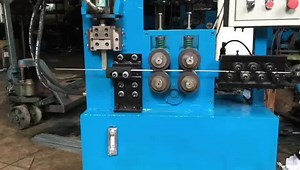 New Wire Straightening and Cutting Machine 1-3,2-5,4-7mm wire Straightening Machine Spring Wire Straightening Cutting Machine