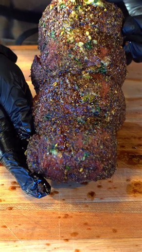 Oklahoma Joe's Smokers on Instagram: "Smoked Beef Tenderloin🔥🤤 Cooked on the OKJ Bronco Drum Smoker with lump charcoal + whiskey chips. Finished with garlic butter for that crispy bark. @boujeetexasbbq Recipe👇 • Trim tenderloin + season w/ salt & pepper • Rest 20 min • Smoker: 250–275°F (indirect) • Add whiskey wood chips • Smoke to 120°F • Melt butter + garlic + herbs • Baste heavy • Finish at 128–130°F • Rest 10–15 min • Slice & serve #OklahomaJoes #BroncoDrumSmoker #BeefTenderloin #SmokedT