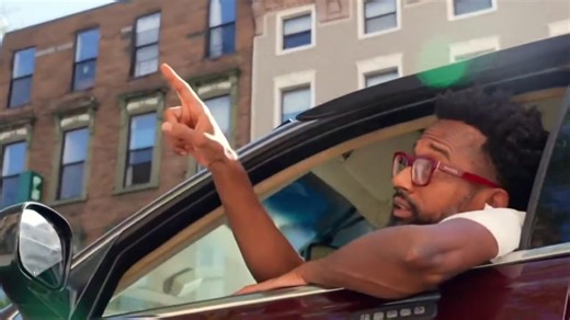 New York City artist teaches cab riders neighborhood's history