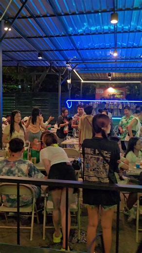 #ปาร์ตี้โฟม #ลานเบียร์นวนคร #หนุ่มสาวโรงงาน💪❤️ #เทรนด์วันนี้ #คลองหลวงปทุมธานี