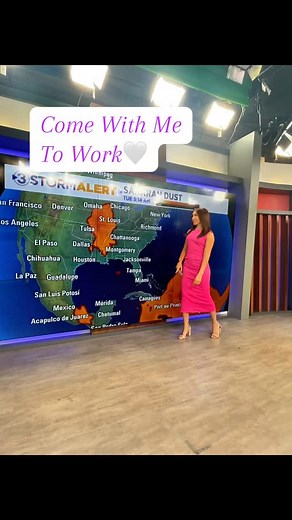 Alarm clock set to 2am allllll week long #morning #morningvibes☀️ #meteorologist #dayinmylife❤️ #vlog #dayinthelifeof #chattanooga #newsstudio #weatherstation #weather # | Hannah Skye WX