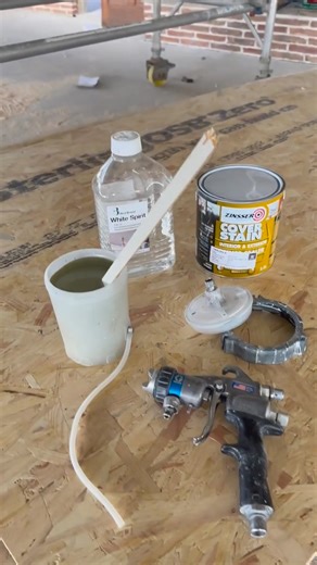 6.7K views · 73 reactions | Fine-finishing panelled doors becomes easy when you get to use the Graco HVLP 9.5 ProContractor Series. This tool is packed with features that deliver on-demand power control and easier operation. Find out more about this productivity powerhouse on https://www.graco.com/gb/en/contractor/product/17p538.html : @drldecorating | Graco Contractor Equipment - EMEA | Facebook