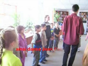 Jean Petit qui danse...