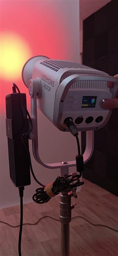 LA600R in product photography #lightingsetup #studiosetup #behindthescenes #commercial #filmmaker