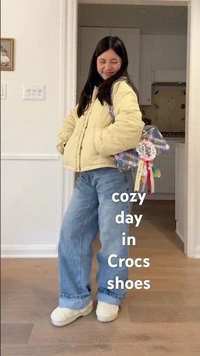 a cozy day in Crocs shoes #Crocspartner