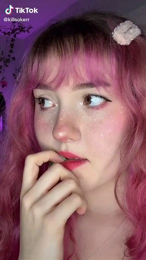 Heart-Shaped Ring Light Unboxing and Review