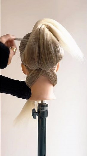 Easy hairstyle in 5 minutes