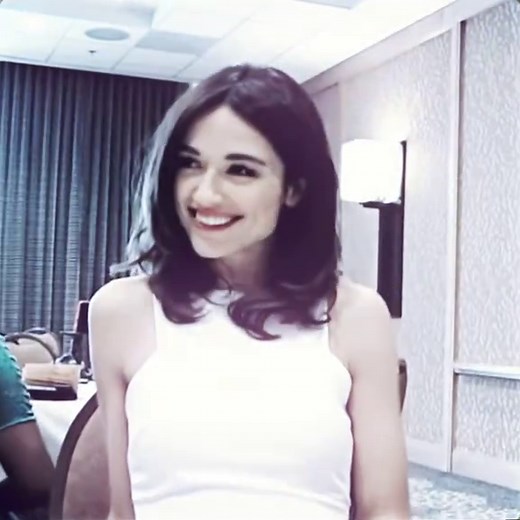 #CRYSTALREED :: she is beautiful. || obsessed with her in this interview. || #teenwolf #allisonargent #viral #softedit || ac: twildorz | ib: hybirdson || Teen Wolf Edit Interview Crystal Reed Allison Argent Edit Don’t Dwell